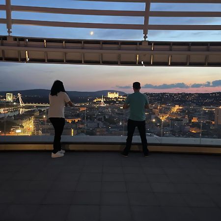 Sag Sky Park Residence Free Parking And Wi-Fi Братислава Экстерьер фото