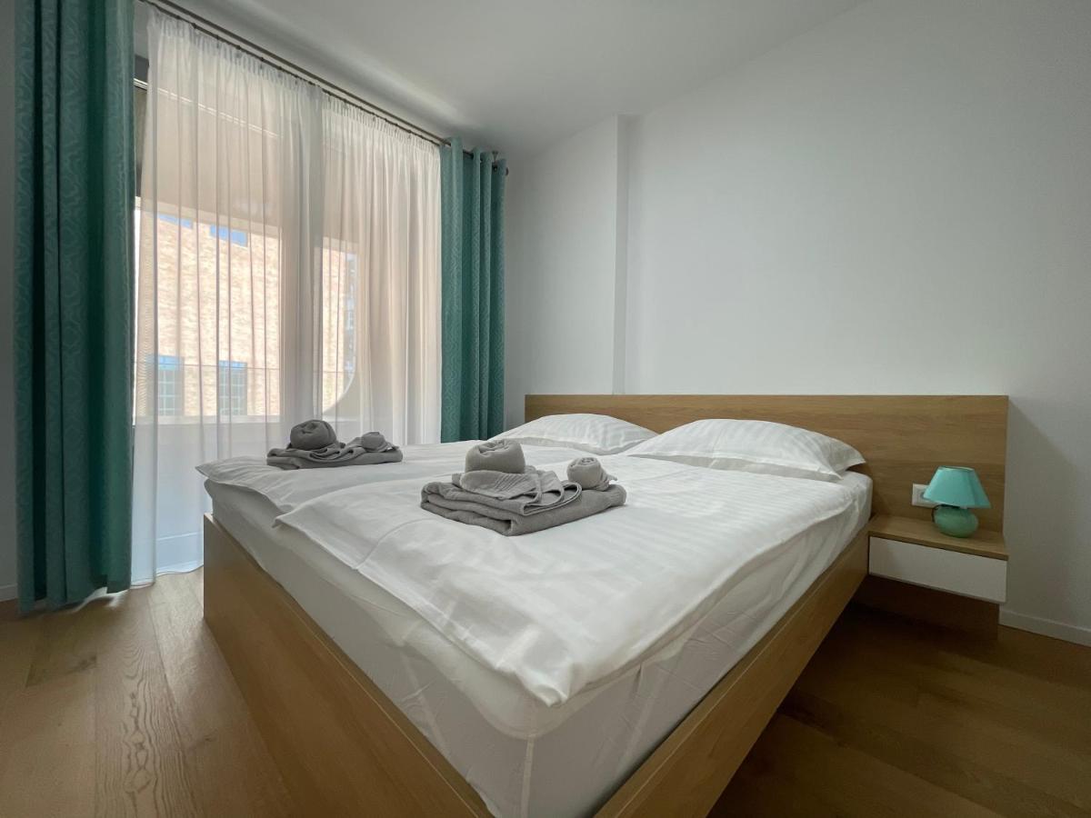 Sag Sky Park Residence Free Parking And Wi-Fi Братислава Экстерьер фото